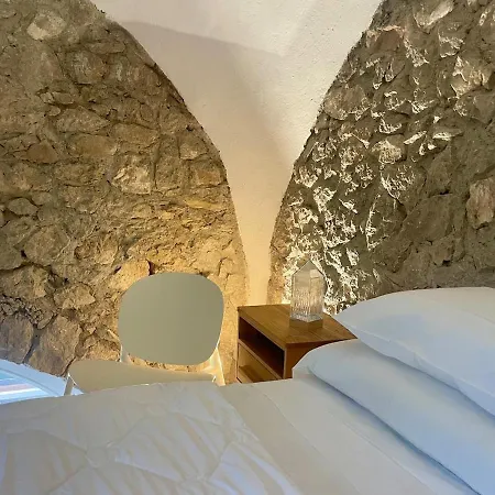 Grazia Villa *