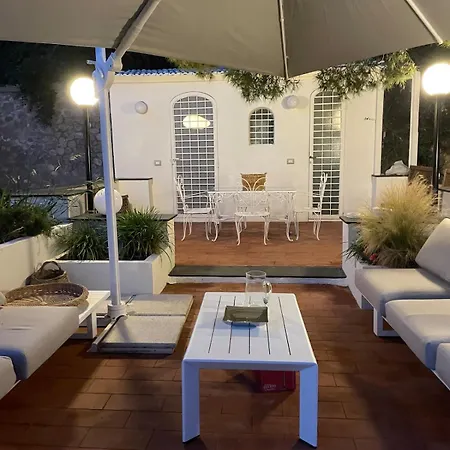 Grazia Villa Capri