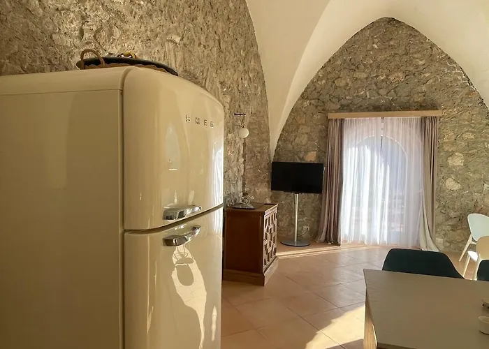 Grazia Villa *